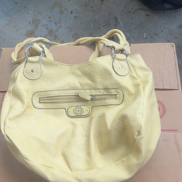 Purses - Picture 2 of 4